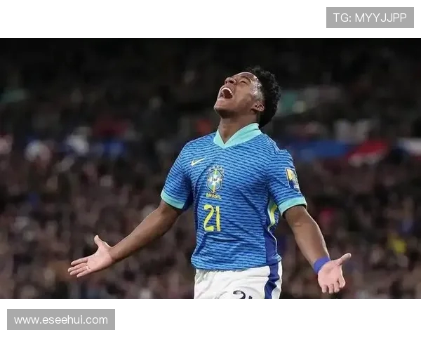 反超皇马巴萨！曼联领跑2500万中场争夺战，19岁新星成冬窗香饽饽